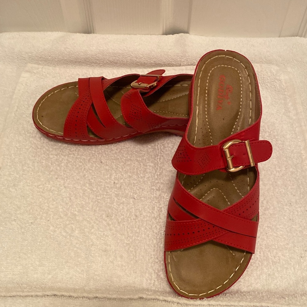 Lady Godiva Red Sandals…size 10